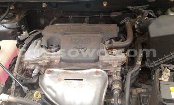 Ra Àlòkù Toyota RAV4 Black Ọkọ̀ in Cotonou ni Benin Ra Àlòkù Toyota RAV4 Black Ọkọ̀ in Cotonou ni Benin