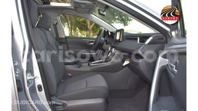 Big with watermark toyota hiace benign import dubai 8904