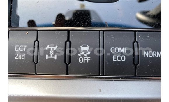 Ra Imported Toyota Land Cruiser Black Ọkọ̀ in Import - Dubai ni Benin Ra Imported Toyota Land Cruiser Black Ọkọ̀ in Import - Dubai ni Benin