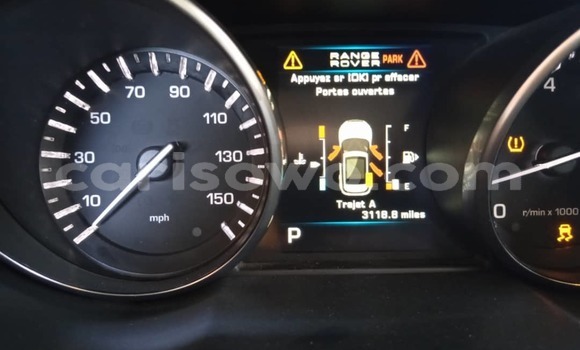 Sayi Sabo Land Rover Range Rover Evoque White Mota in Cotonou a Benin Sayi Sabo Land Rover Range Rover Evoque White Mota in Cotonou a Benin