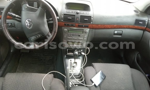 Ra Àlòkù Toyota Avensis Silver Ọkọ̀ in Cotonou ni Benin Ra Àlòkù Toyota Avensis Silver Ọkọ̀ in Cotonou ni Benin