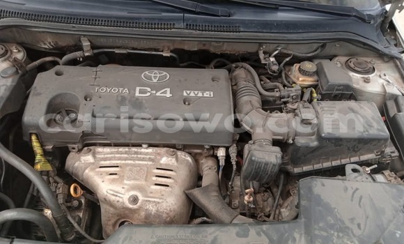 Ra Àlòkù Toyota Avensis Silver Ọkọ̀ in Cotonou ni Benin Ra Àlòkù Toyota Avensis Silver Ọkọ̀ in Cotonou ni Benin