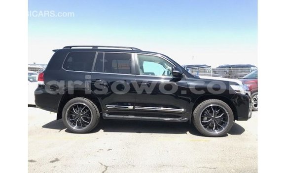 Sayi Imported Toyota Land Cruiser Black Mota in Import - Dubai a Benin Sayi Imported Toyota Land Cruiser Black Mota in Import - Dubai a Benin