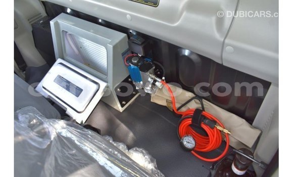 Acheter Import Voiture Toyota Land Cruiser Autre à Import - Dubai, Benin Acheter Import Voiture Toyota Land Cruiser Autre à Import - Dubai, Benin