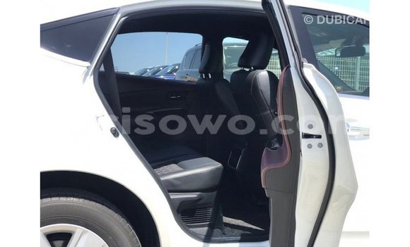 Sayi Imported Toyota Harrier White Mota in Import - Dubai a Benin Sayi Imported Toyota Harrier White Mota in Import - Dubai a Benin