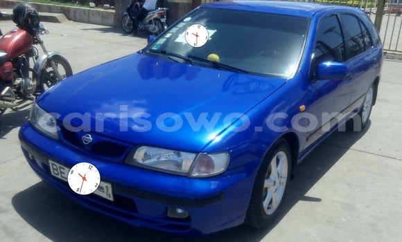 Ra Àlòkù Nissan Almera Blue Ọkọ̀ in Cotonou ni Benin Ra Àlòkù Nissan Almera Blue Ọkọ̀ in Cotonou ni Benin