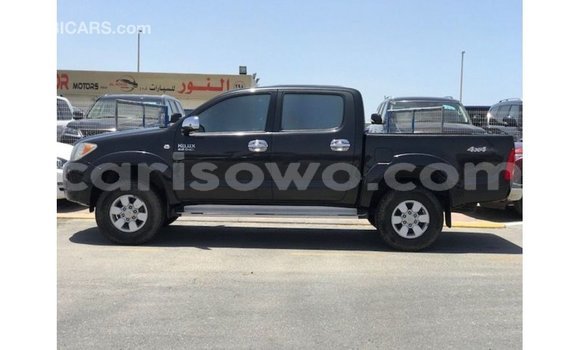Sayi Imported Toyota Hilux Black Mota in Import - Dubai a Benin Sayi Imported Toyota Hilux Black Mota in Import - Dubai a Benin
