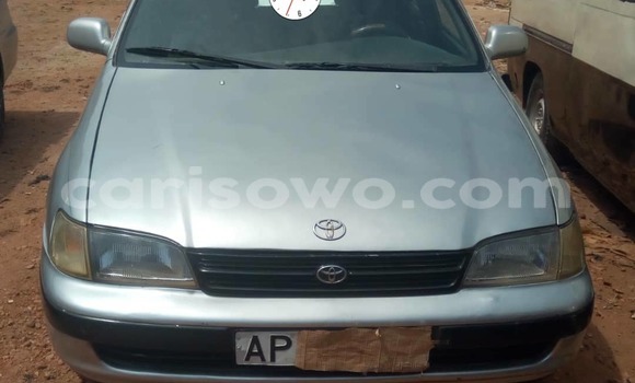 Sayi Na hannu Toyota Carina Azurfa Mota in Cotonou a Benin Sayi Na hannu Toyota Carina Azurfa Mota in Cotonou a Benin