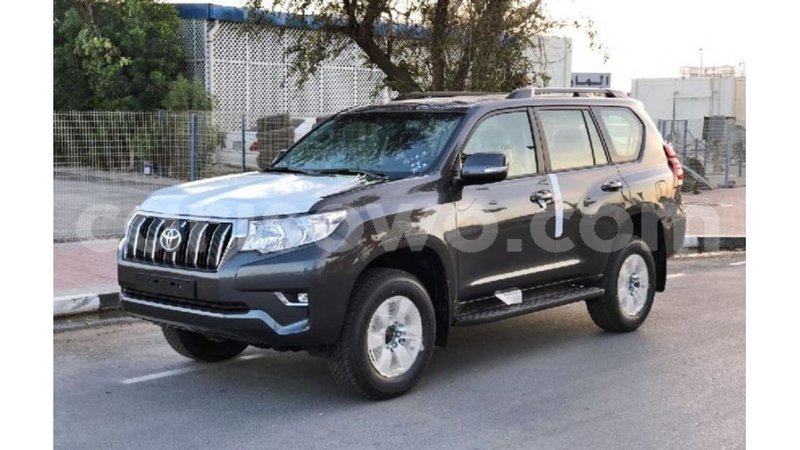 Big with watermark toyota prado benign import dubai 8954
