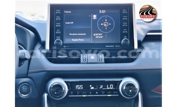 Buy Import Toyota HiAce Other Truck in Import - Dubai in Benign Buy Import Toyota HiAce Other Truck in Import - Dubai in Benign