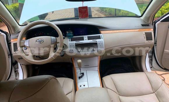 Buy New Toyota Avalon White Car in Cotonou in Benign Buy New Toyota Avalon White Car in Cotonou in Benign