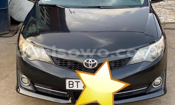Ra Tuntun Toyota Camry Black Ọkọ̀ in Cotonou ni Benin Ra Tuntun Toyota Camry Black Ọkọ̀ in Cotonou ni Benin