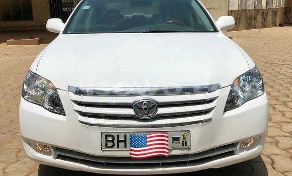 Acheter Occasion Voiture Toyota Avalon Blanc à Cotonou, Benin Acheter Occasion Voiture Toyota Avalon Blanc à Cotonou, Benin