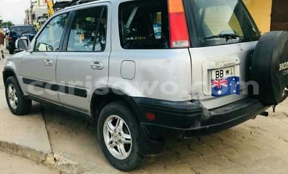 Sayi Na hannu Honda CR–V Azurfa Mota in Cotonou a Benin Sayi Na hannu Honda CR–V Azurfa Mota in Cotonou a Benin