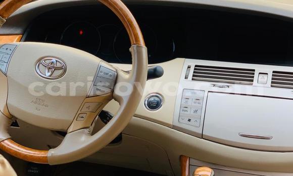 Ra Tuntun Toyota Avalon funfun Ọkọ̀ in Cotonou ni Benin Ra Tuntun Toyota Avalon funfun Ọkọ̀ in Cotonou ni Benin