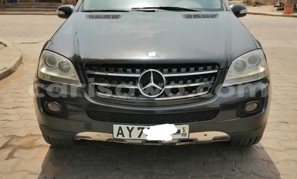 Buy Used Mercedes-Benz ML–Class Black Car in Cotonou in Benign Buy Used Mercedes-Benz ML–Class Black Car in Cotonou in Benign