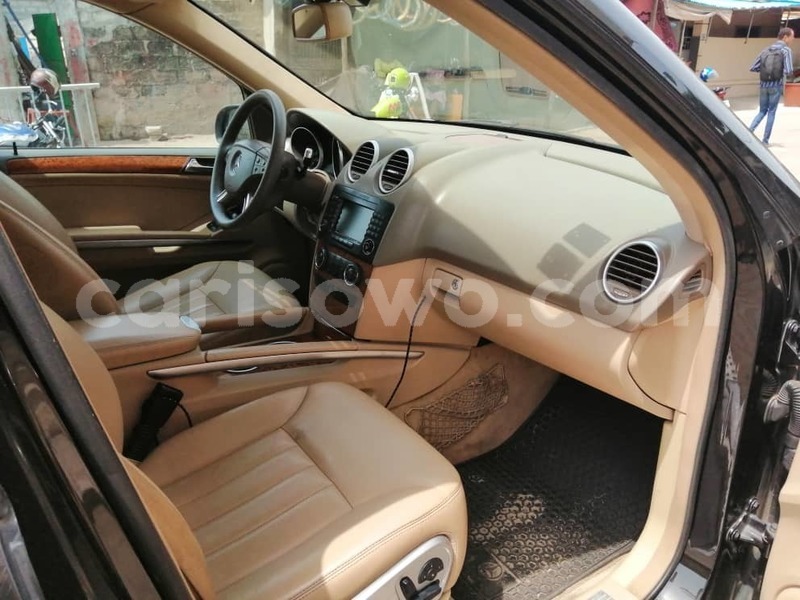 Big with watermark mercedes benz ml class benign cotonou 9003