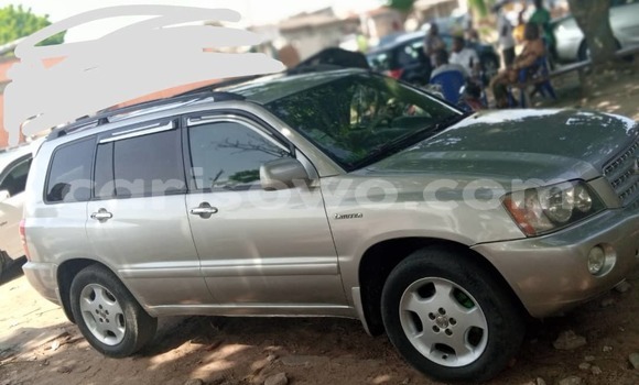 Ra Àlòkù Toyota Highlander Alagara Ọkọ̀ in Cotonou ni Benin Ra Àlòkù Toyota Highlander Alagara Ọkọ̀ in Cotonou ni Benin