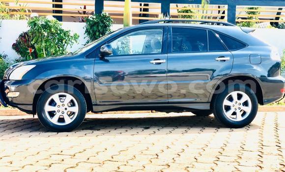 Sayi Sabo Lexus RX 330 Black Mota in Cotonou a Benin Sayi Sabo Lexus RX 330 Black Mota in Cotonou a Benin