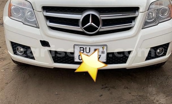 Ra Àlòkù Mercedes-Benz GLK–Class Silver Ọkọ̀ in Cotonou ni Benin Ra Àlòkù Mercedes-Benz GLK–Class Silver Ọkọ̀ in Cotonou ni Benin