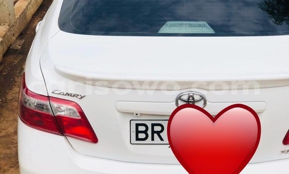 Acheter Neuf Voiture Toyota Camry Blanc à Cotonou, Benin Acheter Neuf Voiture Toyota Camry Blanc à Cotonou, Benin