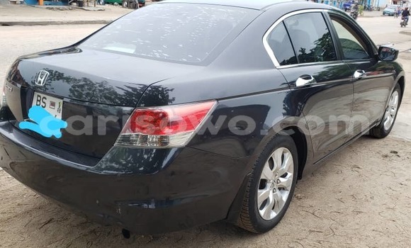 Ra Àlòkù Honda Accord Black Ọkọ̀ in Cotonou ni Benin Ra Àlòkù Honda Accord Black Ọkọ̀ in Cotonou ni Benin