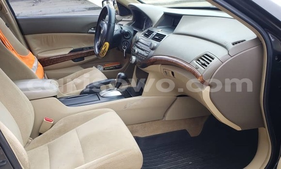 Ra Àlòkù Honda Accord Black Ọkọ̀ in Cotonou ni Benin Ra Àlòkù Honda Accord Black Ọkọ̀ in Cotonou ni Benin