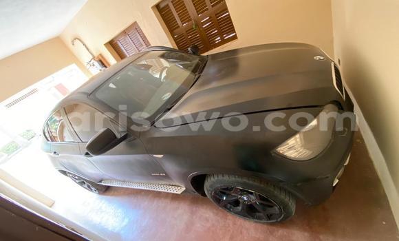 Ra Àlòkù BMW X6 Black Ọkọ̀ in Cotonou ni Benin Ra Àlòkù BMW X6 Black Ọkọ̀ in Cotonou ni Benin