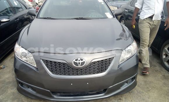 Sayi Na hannu Toyota Camry Black Mota in Savalou a Benin Sayi Na hannu Toyota Camry Black Mota in Savalou a Benin