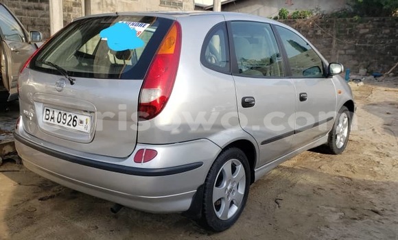 Sayi Na hannu Nissan Tino Azurfa Mota in Cotonou a Benin Sayi Na hannu Nissan Tino Azurfa Mota in Cotonou a Benin