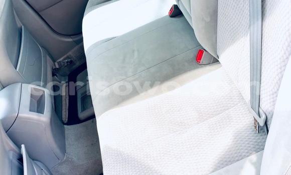 Acheter Neuf Voiture Toyota Camry Blanc à Cotonou, Benin Acheter Neuf Voiture Toyota Camry Blanc à Cotonou, Benin