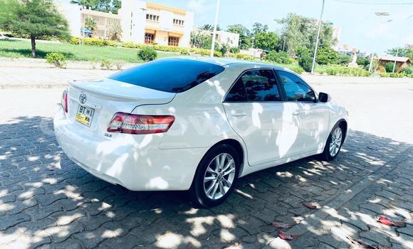 Acheter Neuf Voiture Toyota Camry Blanc à Cotonou, Benin Acheter Neuf Voiture Toyota Camry Blanc à Cotonou, Benin