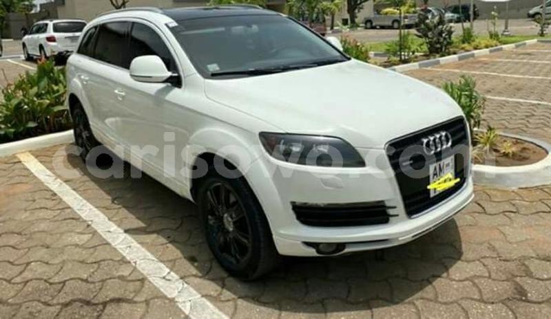 Big with watermark audi q7 benign cotonou 9092