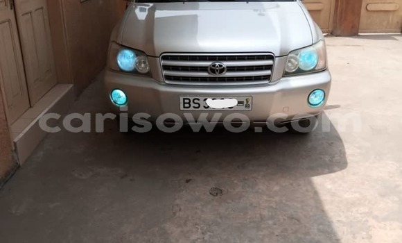 Ra Tuntun Toyota Highlander Silver Ọkọ̀ in Cotonou ni Benin Ra Tuntun Toyota Highlander Silver Ọkọ̀ in Cotonou ni Benin