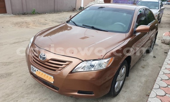Sayi Na hannu Toyota Highlander Brown Mota in Cotonou a Benin Sayi Na hannu Toyota Highlander Brown Mota in Cotonou a Benin