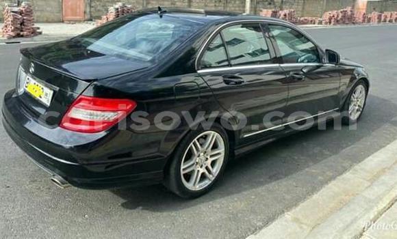 Acheter Occasion Voiture Mercedes-Benz C–Class Noir à Cotonou, Benin Acheter Occasion Voiture Mercedes-Benz C–Class Noir à Cotonou, Benin