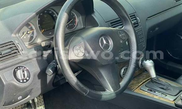 Acheter Occasion Voiture Mercedes-Benz C–Class Noir à Cotonou, Benin Acheter Occasion Voiture Mercedes-Benz C–Class Noir à Cotonou, Benin