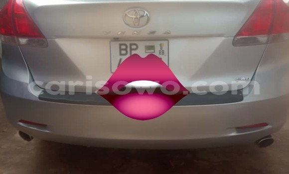 Ra Tuntun Toyota Venza Silver Ọkọ̀ in Cotonou ni Benin Ra Tuntun Toyota Venza Silver Ọkọ̀ in Cotonou ni Benin