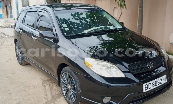 Ra Àlòkù Toyota Matrix Black Ọkọ̀ in Cotonou ni Benin Ra Àlòkù Toyota Matrix Black Ọkọ̀ in Cotonou ni Benin