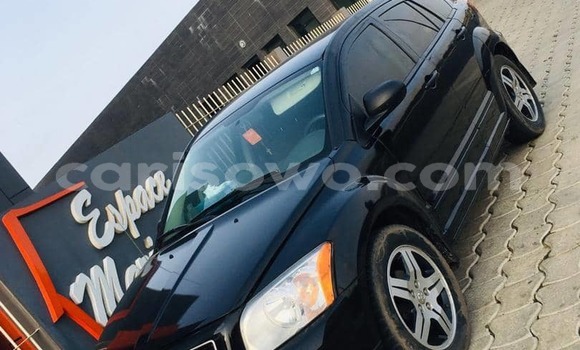 Sayi Na hannu Dodge Caliber Black Mota in Cotonou a Benin