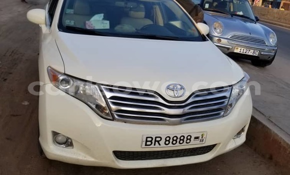 Buy Used Toyota Venza Silver Car in Cotonou in Benign Buy Used Toyota Venza Silver Car in Cotonou in Benign