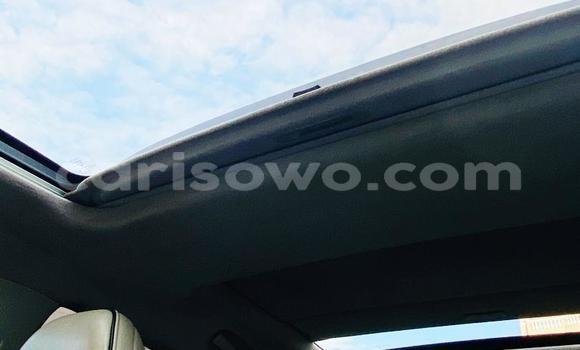 Ra Àlòkù Toyota Venza funfun Ọkọ̀ in Cotonou ni Benin Ra Àlòkù Toyota Venza funfun Ọkọ̀ in Cotonou ni Benin