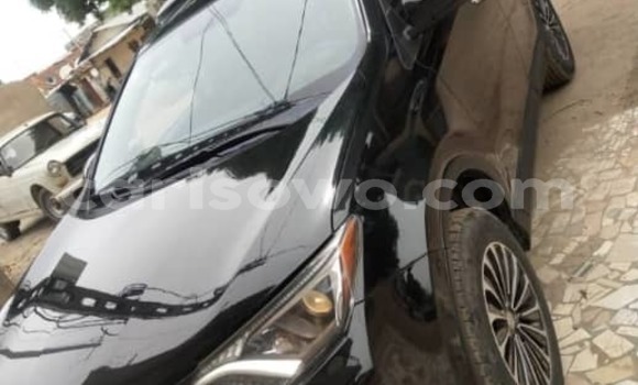 Ra Tuntun Toyota RAV4 Black Ọkọ̀ in Cotonou ni Benin Ra Tuntun Toyota RAV4 Black Ọkọ̀ in Cotonou ni Benin