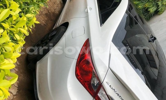 Acheter Occasion Voiture Hyundai Sonata Blanc à Cotonou, Benin Acheter Occasion Voiture Hyundai Sonata Blanc à Cotonou, Benin