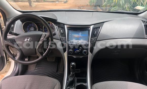 Acheter Occasion Voiture Hyundai Sonata Blanc à Cotonou, Benin Acheter Occasion Voiture Hyundai Sonata Blanc à Cotonou, Benin