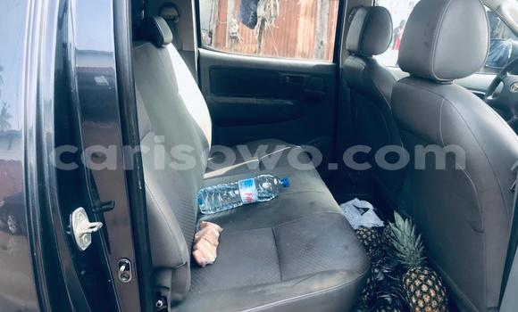 Ra Tuntun Toyota Hilux Black Ọkọ̀ in Cotonou ni Benin Ra Tuntun Toyota Hilux Black Ọkọ̀ in Cotonou ni Benin