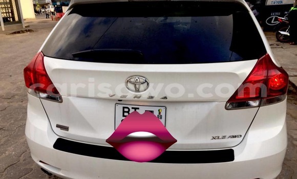 Buy New Toyota Venza White Car in Cotonou in Benign Buy New Toyota Venza White Car in Cotonou in Benign