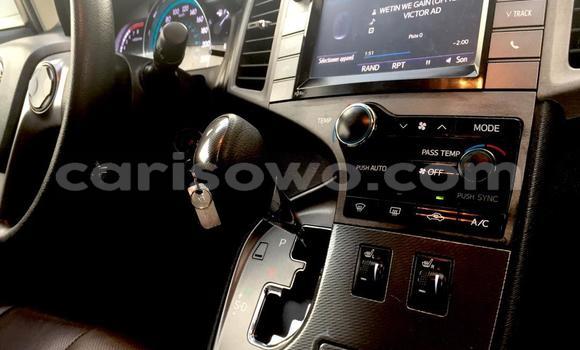 Buy New Toyota Venza White Car in Cotonou in Benign Buy New Toyota Venza White Car in Cotonou in Benign