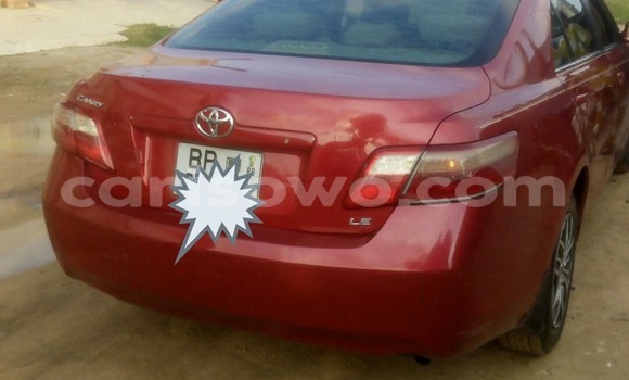 Ra Àlòkù Toyota Camry Red Ọkọ̀ in Cotonou ni Benin