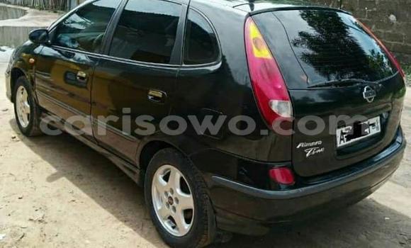 Sayi Na hannu Nissan Almera Tino Green Mota in Cotonou a Benin Sayi Na hannu Nissan Almera Tino Green Mota in Cotonou a Benin